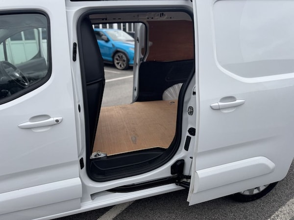 Used Vauxhall Combo 2023 for sale - 75432702: Photo 40