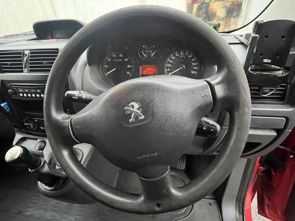 Used Peugeot Expert 2014 for sale - 77368870: Photo 18