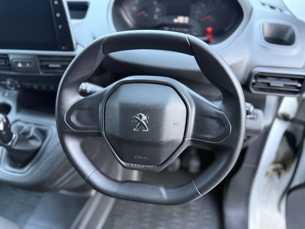 Used Peugeot Partner 2019 for sale - 76510189: Photo 25