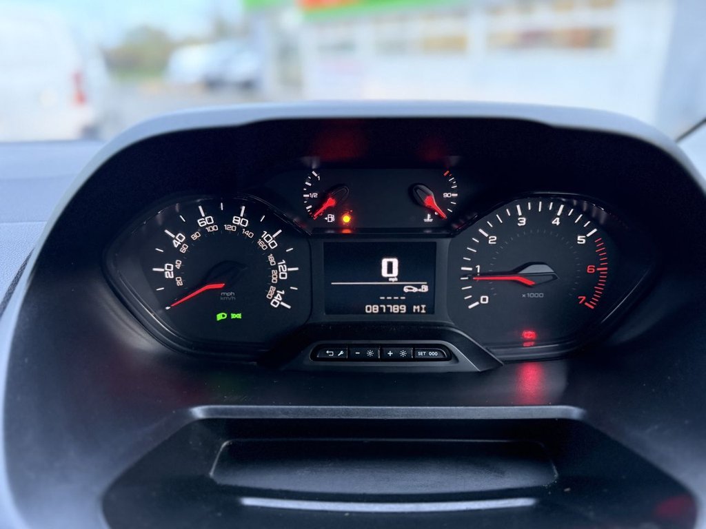 Used Peugeot Partner 2019 for sale - 76510189: Photo 30