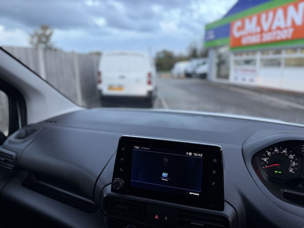 Used Peugeot Partner 2019 for sale - 76510189: Photo 31