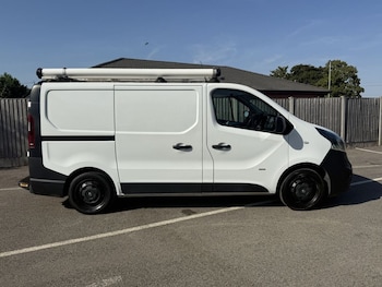 Used Vauxhall Vivaro 2017 for sale - 79517803: Photo
