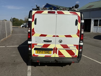 Used Vauxhall Vivaro 2017 for sale - 79517803: Photo