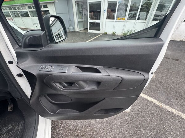 Used Vauxhall Combo 2020 for sale - 75335750: Photo 19