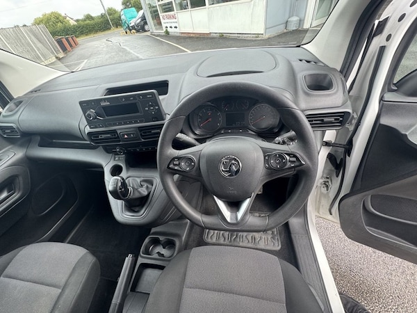 Used Vauxhall Combo 2020 for sale - 75335750: Photo 22
