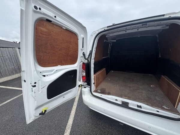 Used Vauxhall Combo 2020 for sale - 75335750: Photo 31