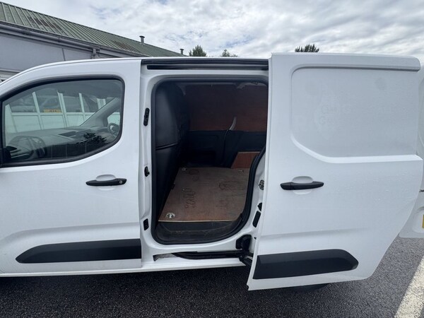 Used Vauxhall Combo 2020 for sale - 75335750: Photo 37