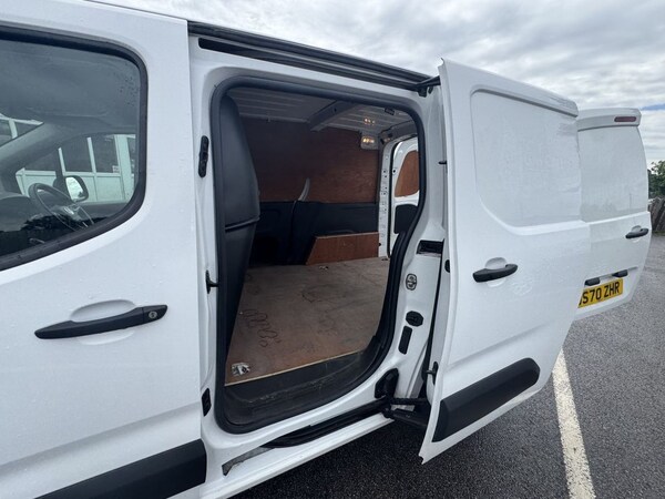Used Vauxhall Combo 2020 for sale - 75335750: Photo 38