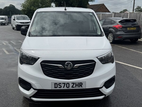 Used Vauxhall Combo 2020 for sale - 75335750: Photo 3