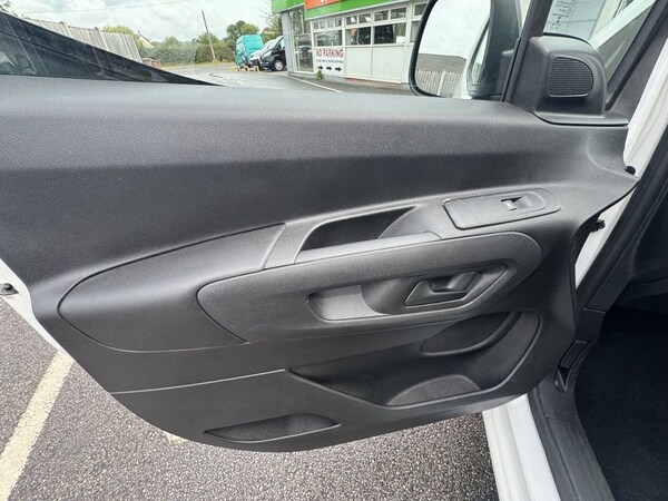 Used Vauxhall Combo 2020 for sale - 75335750: Photo 45