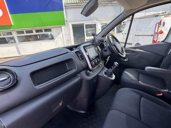Used Renault Trafic 2019 for sale - 75286869: Photo 45