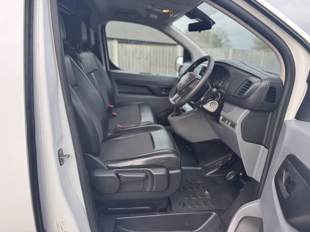 Used Vauxhall Vivaro 2020 for sale - 76520380: Photo 12