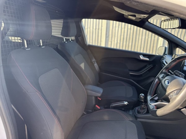 Used Ford Fiesta Van 2021 for sale - 74318806: Photo 22