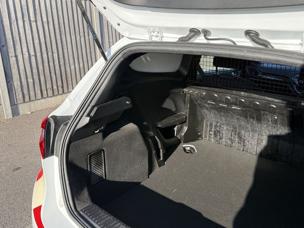 Used Ford Fiesta Van 2021 for sale - 74318806: Photo 8