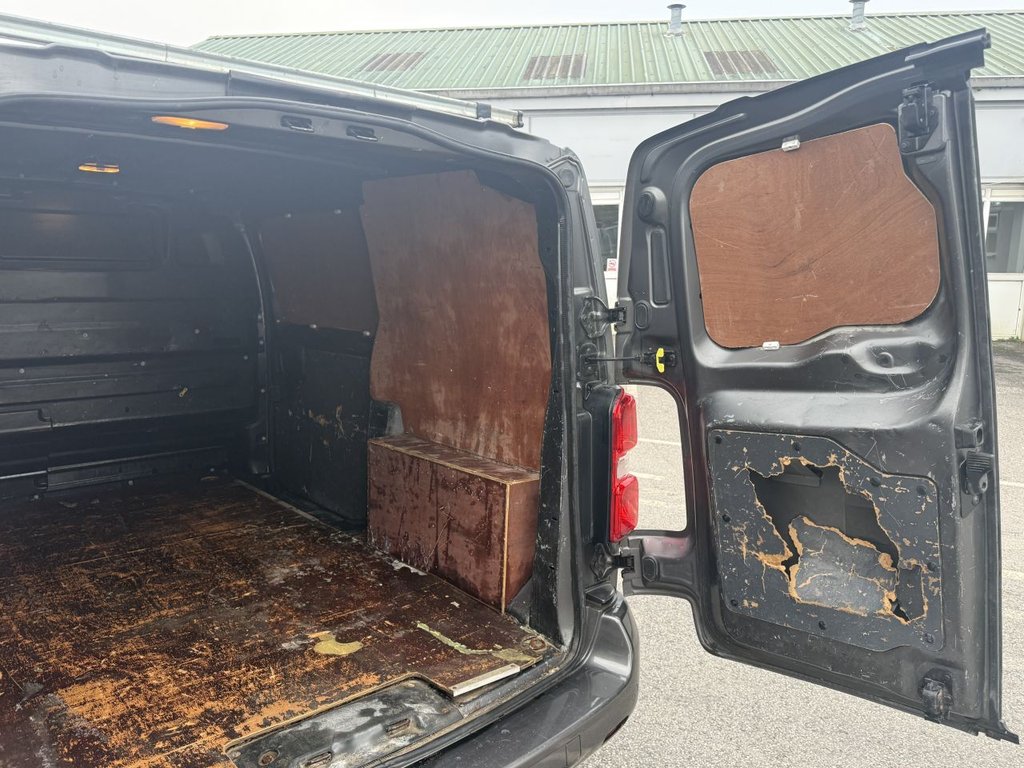 Used Vauxhall Vivaro 2020 for sale - 77609150: Photo 13