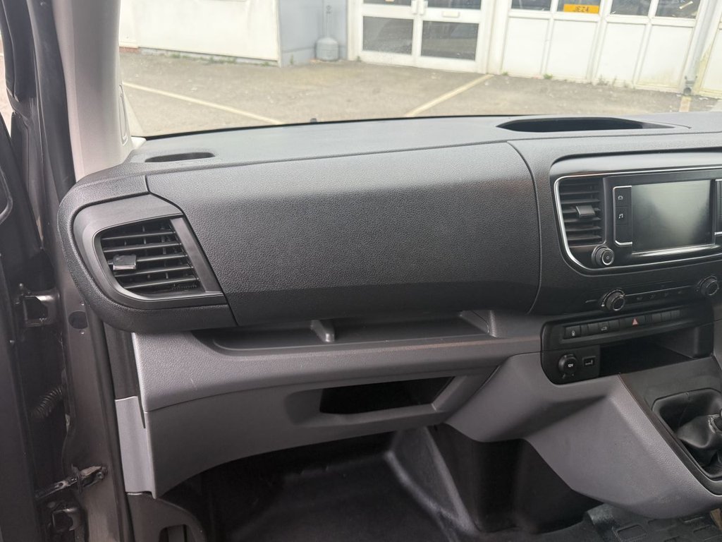 Used Vauxhall Vivaro 2020 for sale - 77609150: Photo 20