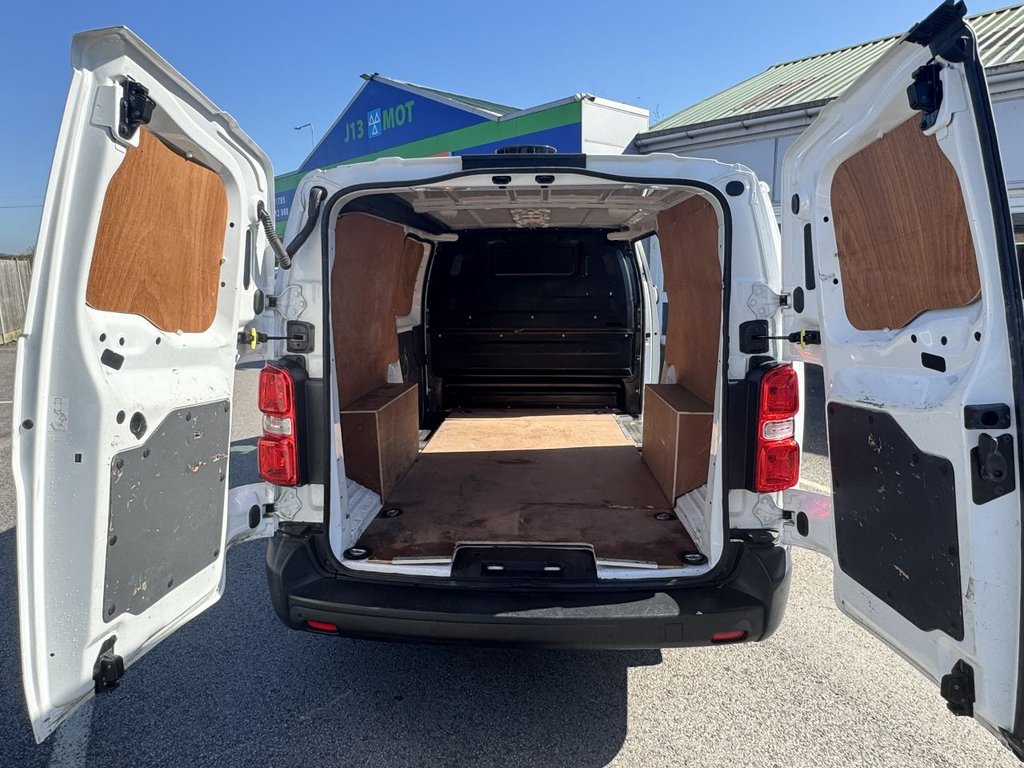 Used Vauxhall Vivaro 2020 for sale - 77936354: Photo 29