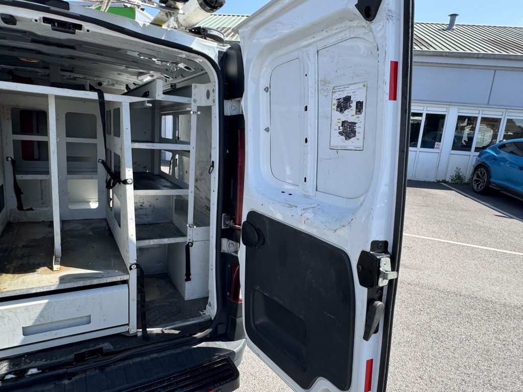 Vehicle 33