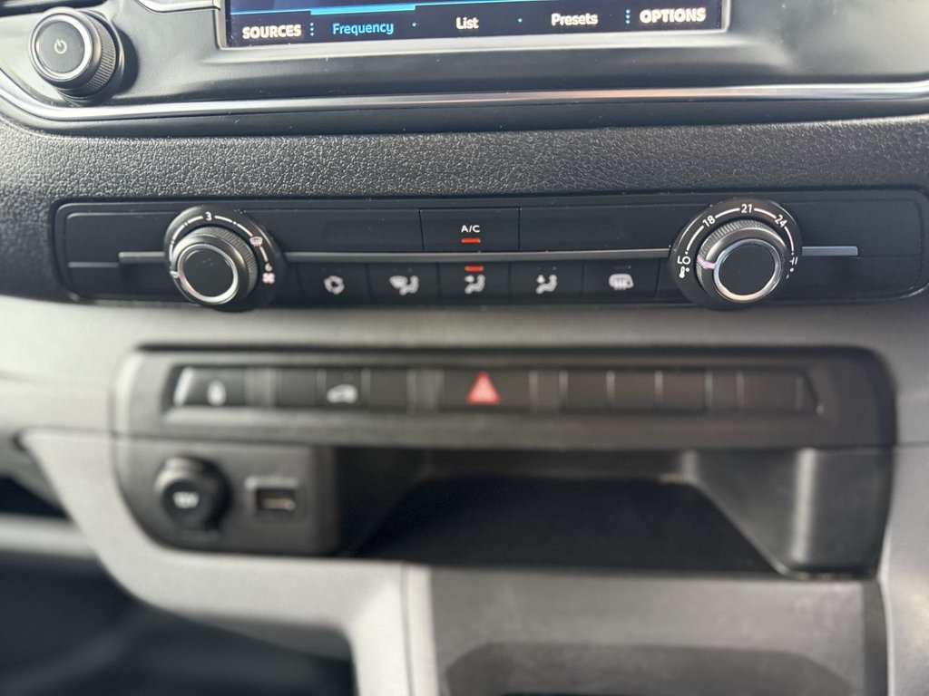 Used Peugeot Expert 2022 for sale - 76445849: Photo 32