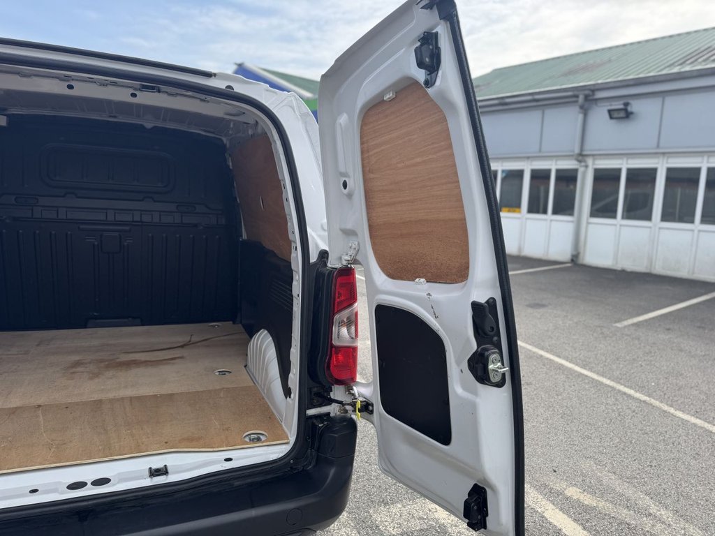 Vehicle 33