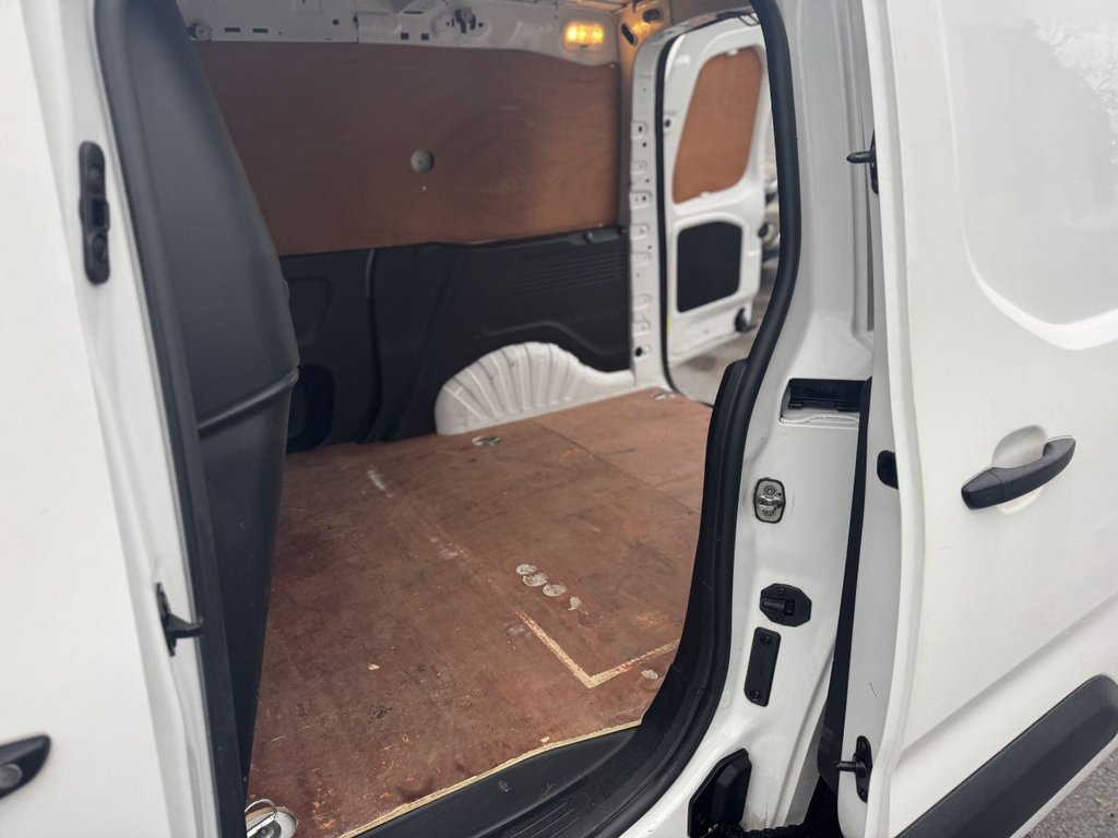 Used Vauxhall Combo 2020 for sale - 76570251: Photo 35