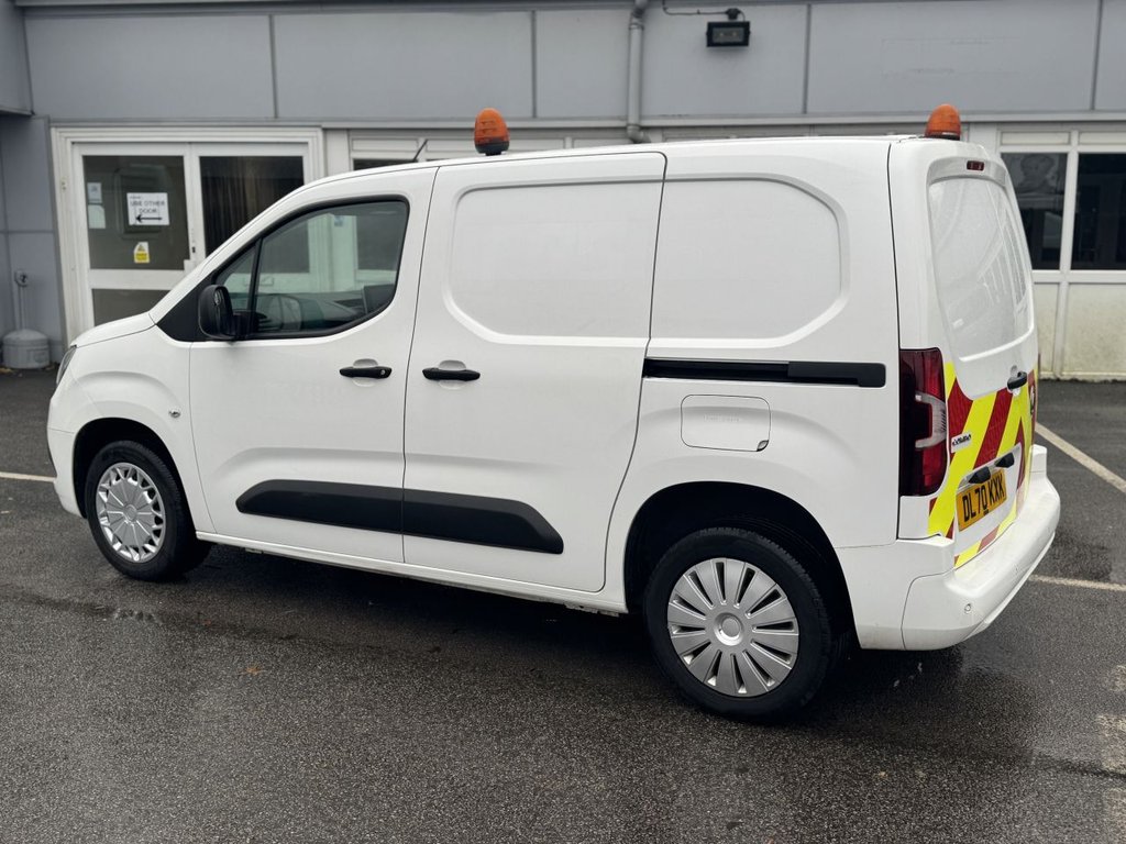 Used Vauxhall Combo 2020 for sale - 76570251: Photo 4