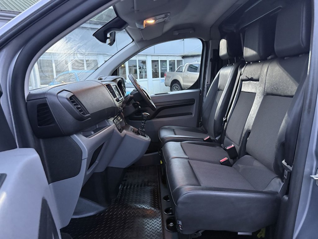 Used Vauxhall Vivaro 2020 for sale - 77200596: Photo 19