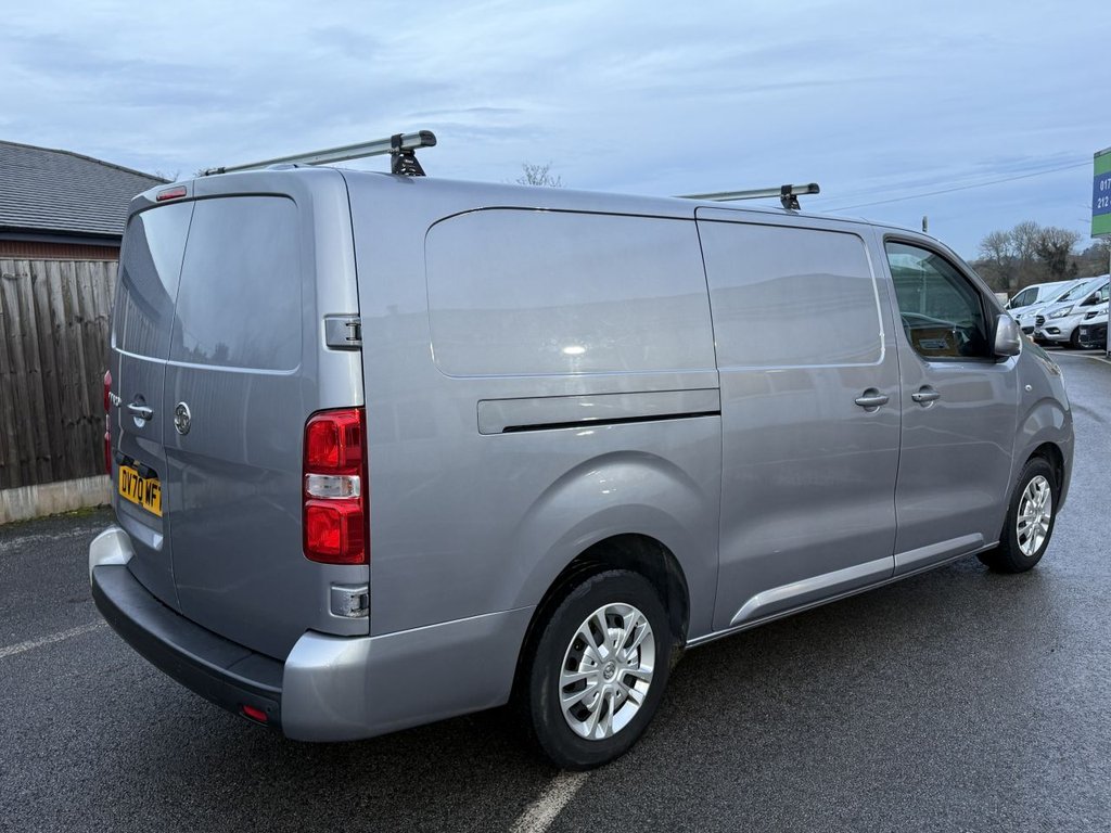 Used Vauxhall Vivaro 2020 for sale - 77200596: Photo 3
