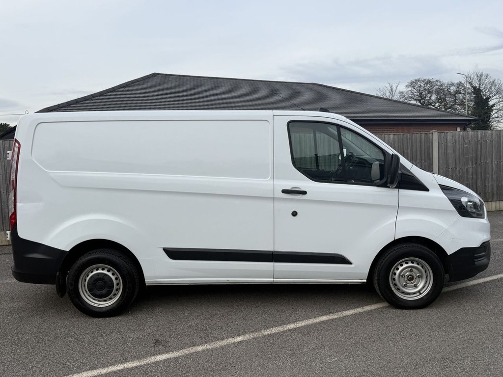 Used Ford Transit Custom 2020 for sale - 77582932: Photo 2