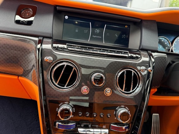 Used Rolls-Royce Cullinan 2023 for sale - 74687772: Photo 24