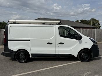Used Vauxhall Vivaro 2017 for sale - 79530678: Photo
