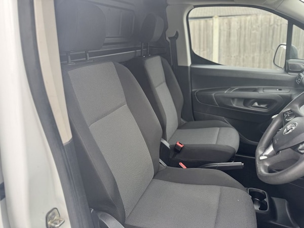 Used Vauxhall Combo 2020 for sale - 75653935: Photo 16
