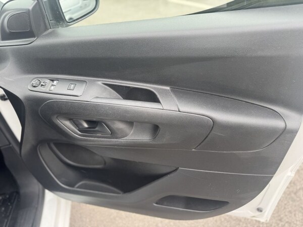 Used Vauxhall Combo 2020 for sale - 75653935: Photo 18