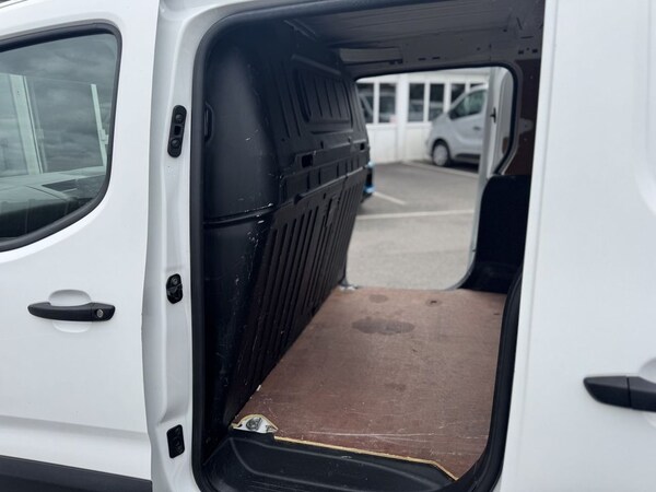Used Vauxhall Combo 2020 for sale - 75653935: Photo 38
