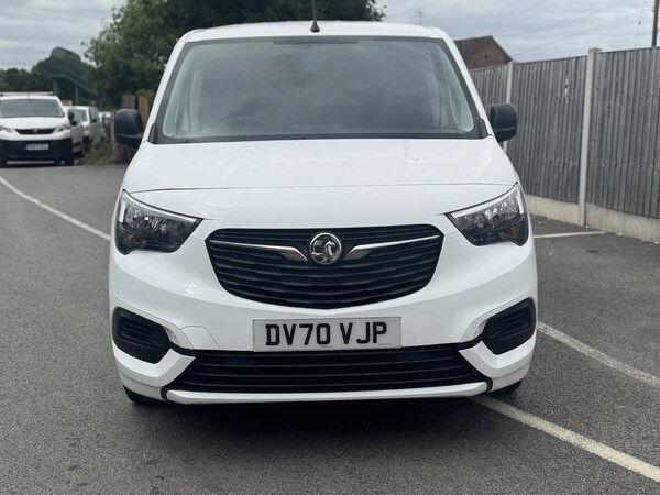 Used Vauxhall Combo 2020 for sale - 75653935: Photo 3
