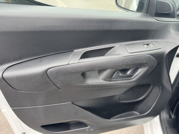 Used Vauxhall Combo 2020 for sale - 75653935: Photo 42
