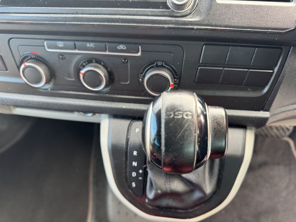 Used Volkswagen Transporter 2016 for sale - 76570255: Photo 20