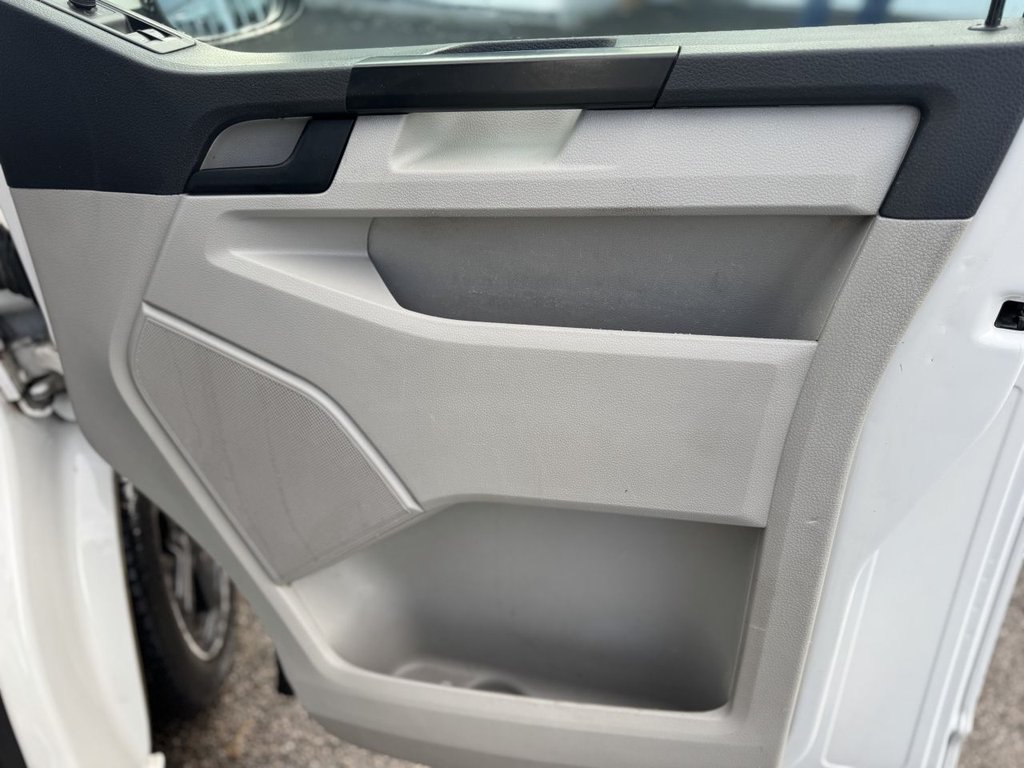 Used Volkswagen Transporter 2016 for sale - 76570255: Photo 23