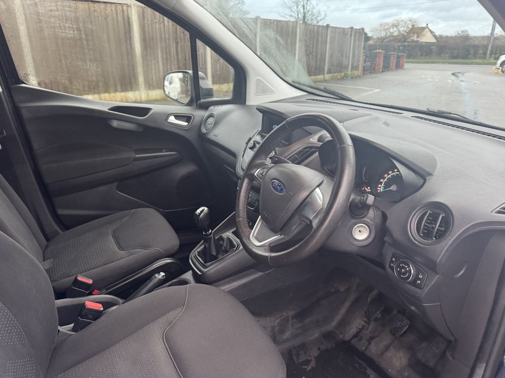 Used Ford Transit Courier 2020 for sale - 77620940: Photo 17