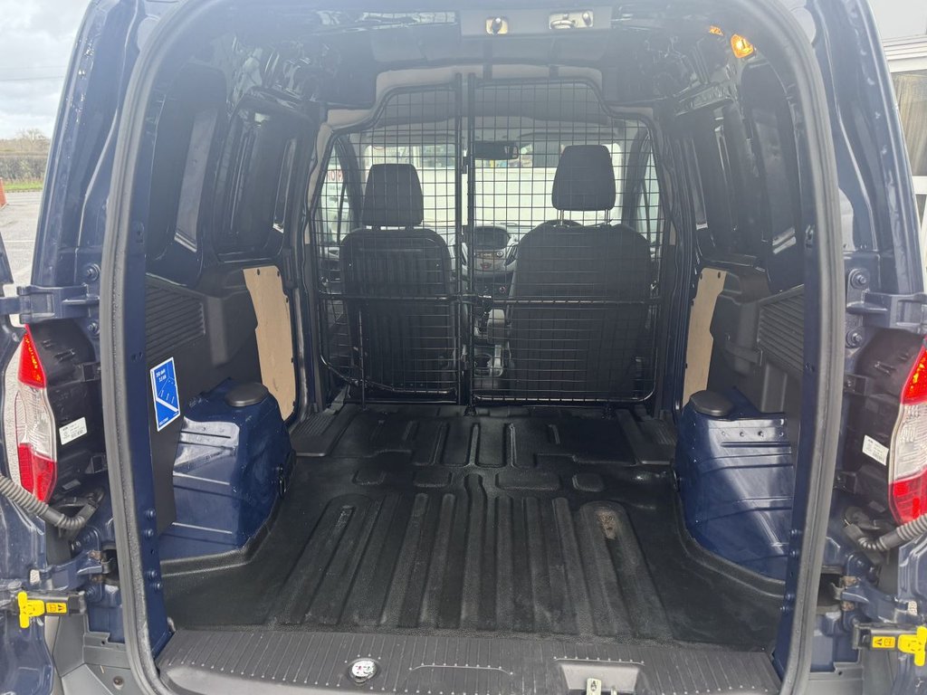 Used Ford Transit Courier 2020 for sale - 77620940: Photo 29