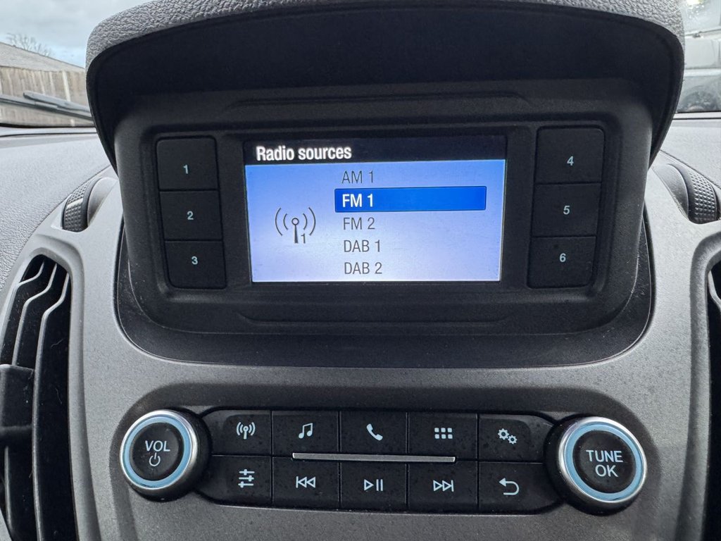 Used Ford Transit Courier 2020 for sale - 77620940: Photo 39