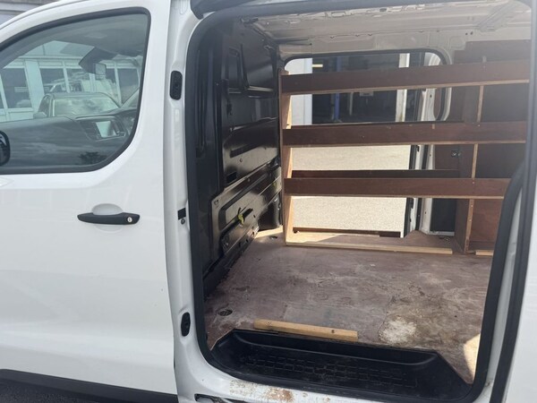 Used Peugeot Expert 2020 for sale - 75653900: Photo 40