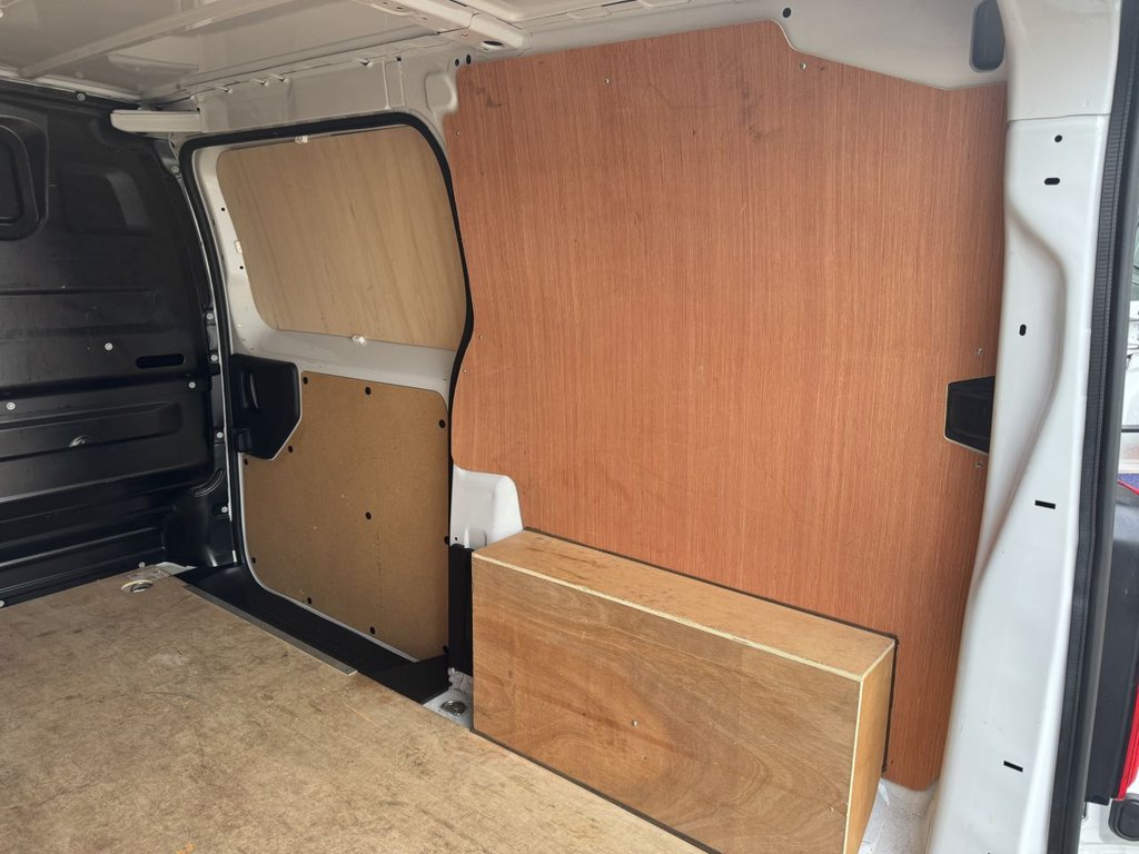 Used Vauxhall Vivaro 2024 for sale - 77384316: Photo 10