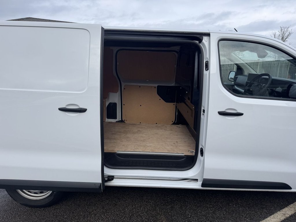 Used Vauxhall Vivaro 2024 for sale - 77384316: Photo 13