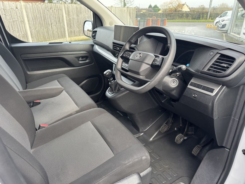 Used Vauxhall Vivaro 2024 for sale - 77384316: Photo 17