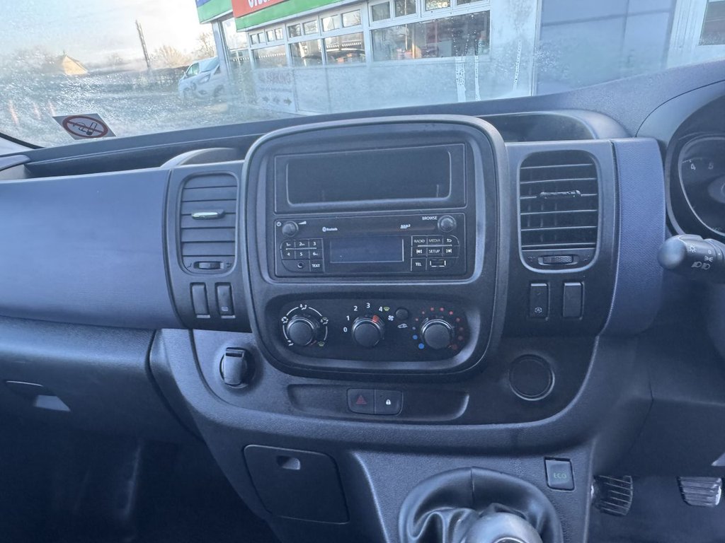 Used Vauxhall Vivaro 2017 for sale - 77293322: Photo 19