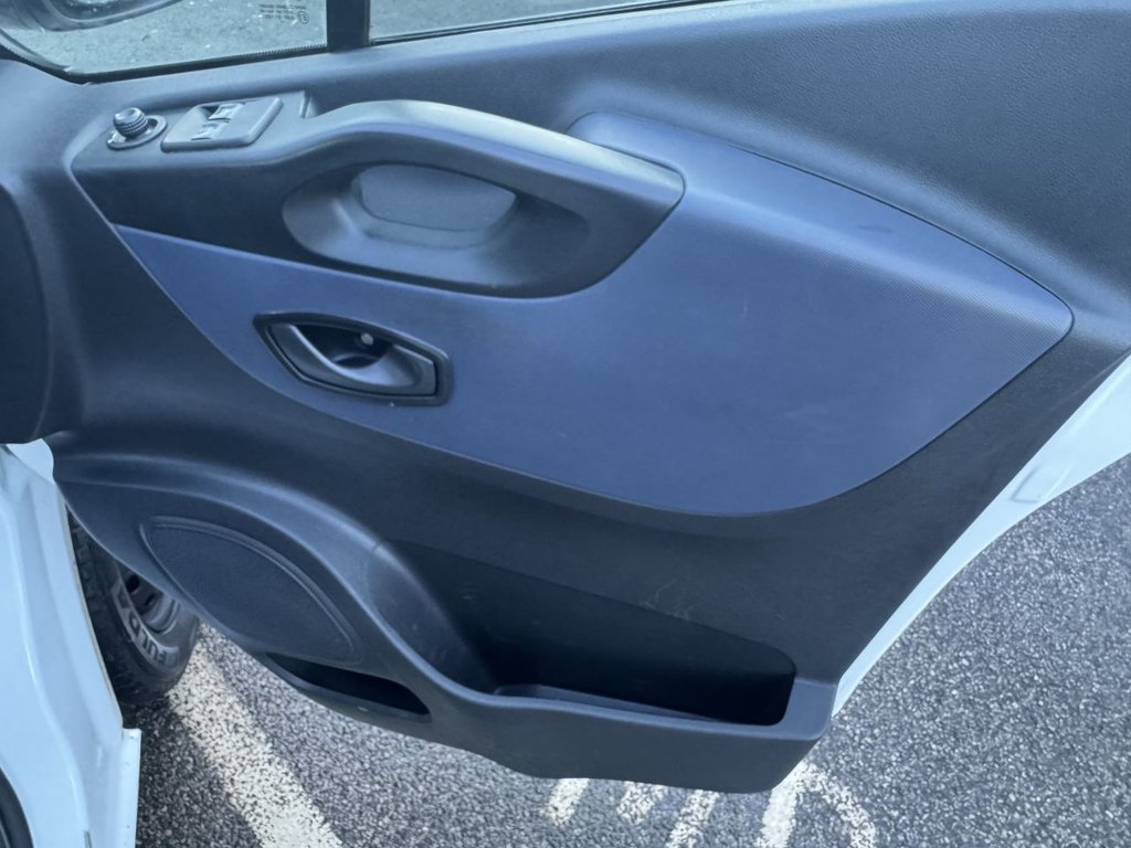 Used Vauxhall Vivaro 2017 for sale - 77293322: Photo 22