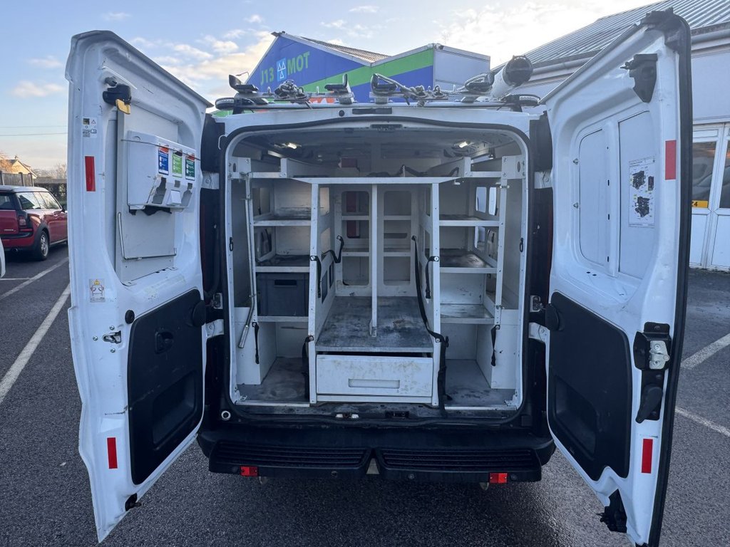 Used Vauxhall Vivaro 2017 for sale - 77293322: Photo 27
