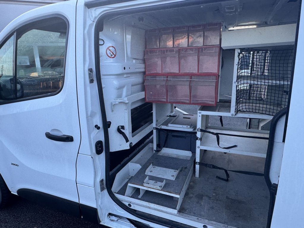 Used Vauxhall Vivaro 2017 for sale - 77293322: Photo 32