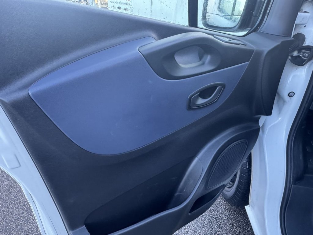 Used Vauxhall Vivaro 2017 for sale - 77293322: Photo 37